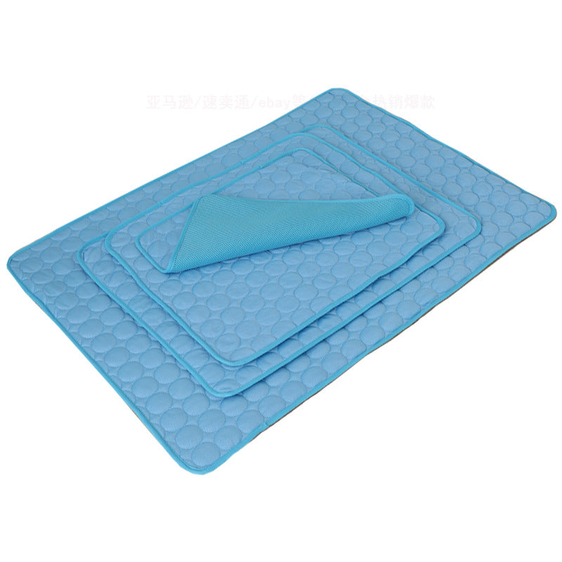Breathable ice silk cooling pad for cats and small dogs - Gray